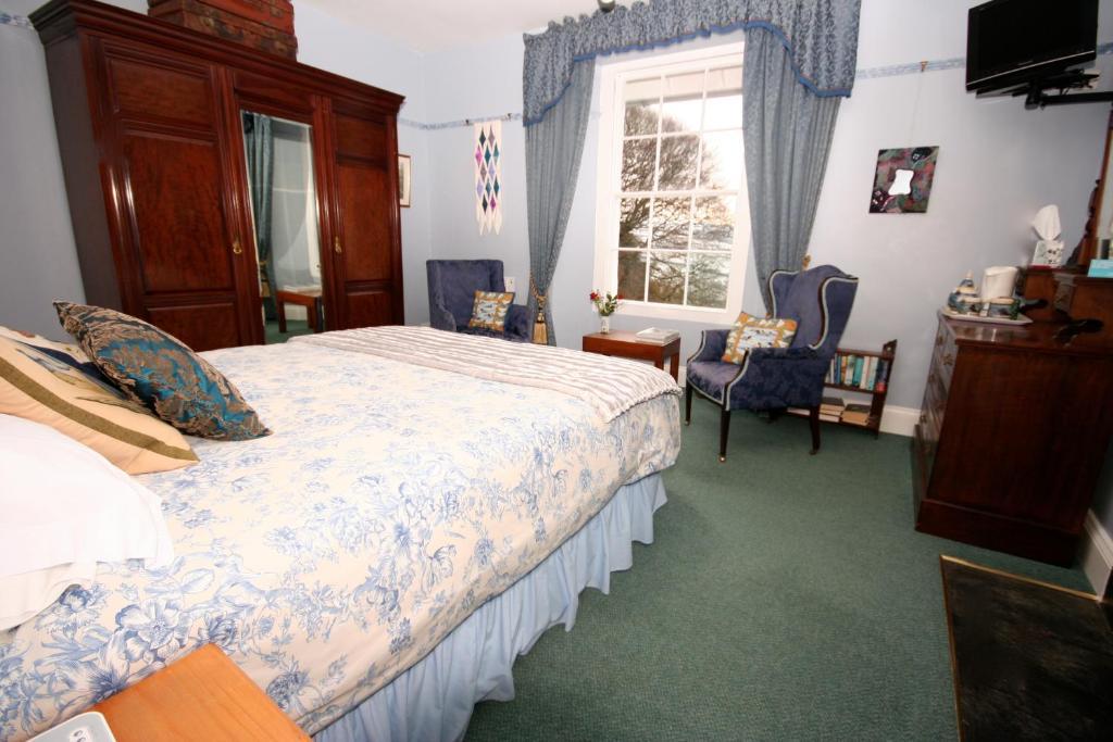 The Old Rectory Bed & Breakfast Боскасъл Стая снимка