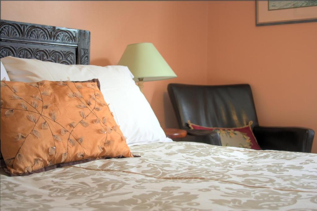 The Old Rectory Bed & Breakfast Боскасъл Стая снимка