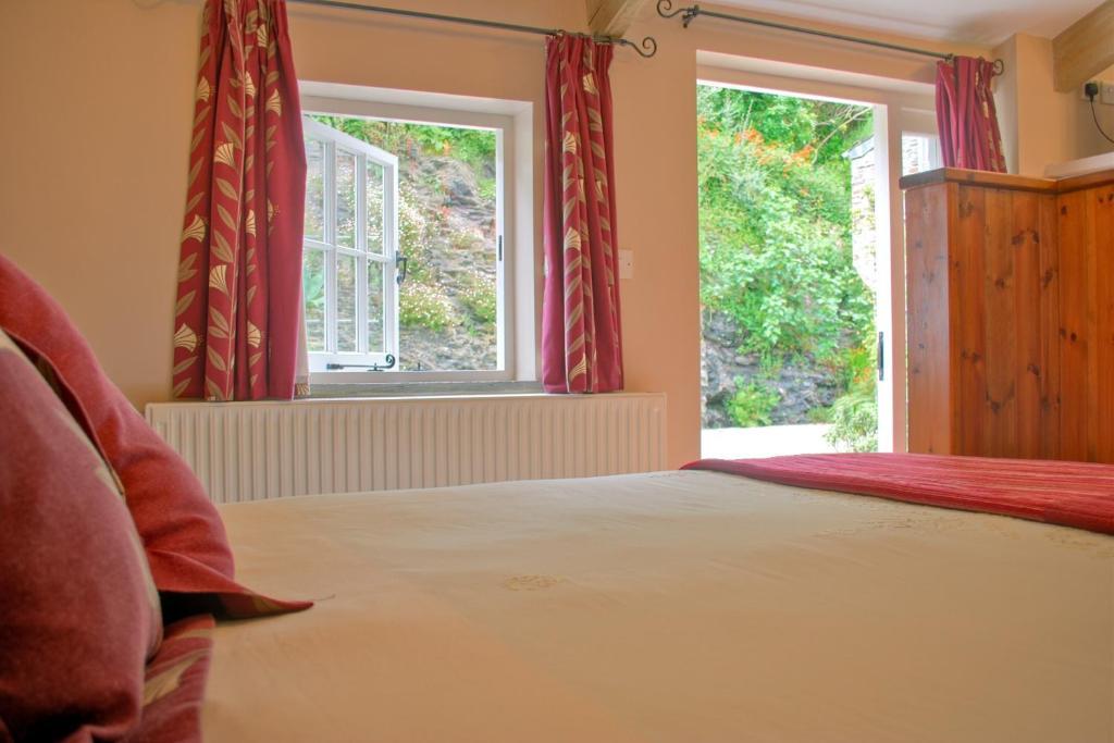 The Old Rectory Bed & Breakfast Боскасъл Стая снимка